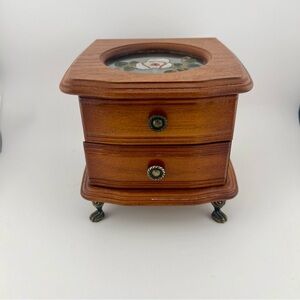 Vintage Mele petite jewelry box